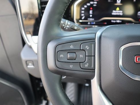 Used 2025 GMC Sierra 1500 Elevation image 28