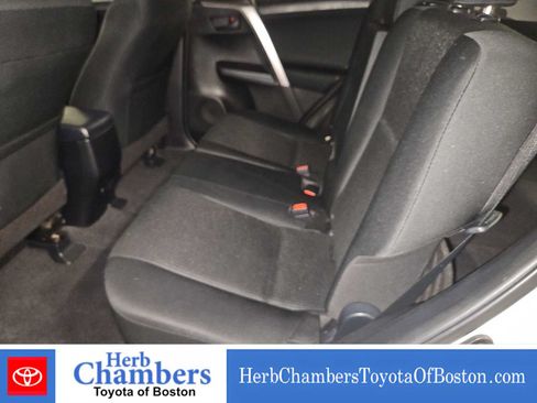Used 2016 Toyota RAV4 LE AWD/4WD image 19