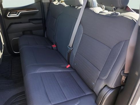 Used 2024 GMC Sierra 1500 Elevation image 26