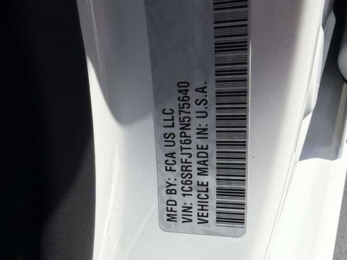 Used 2023 RAM 1500 Laramie image 26