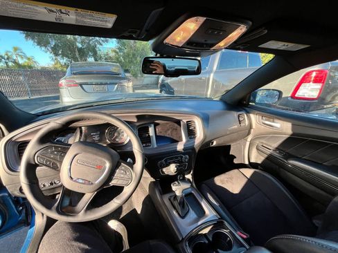 Used 2023 Dodge Charger R/T w/ Plus Group image 7