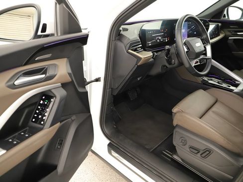 Used 2025 Audi Q5 Prestige AWD/4WD image 14