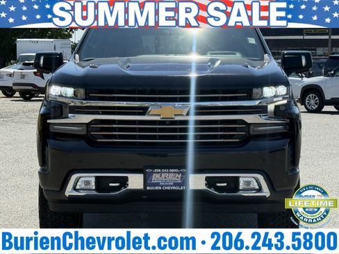 Used 2020 Chevrolet Silverado 1500 High Country w/ Technology Package AWD/4WD image 8
