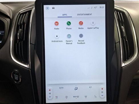 Used 2024 Ford Edge Titanium image 25