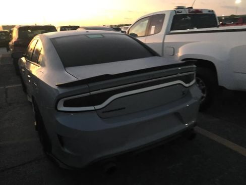 Used 2021 Dodge Charger Scat Pack RWD image 2