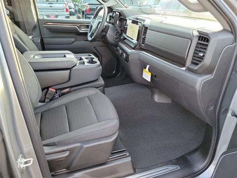 New 2026 Chevrolet Silverado 1500 LT image 17
