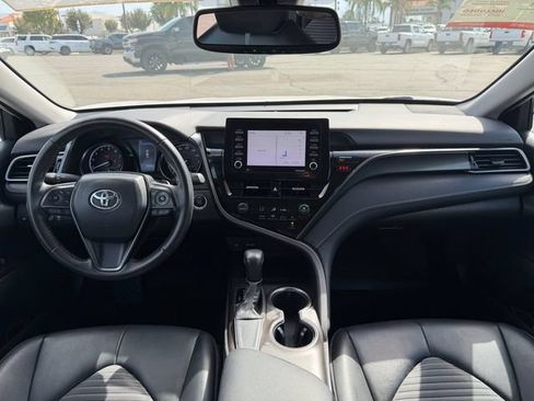 Used 2021 Toyota Camry SE w/ Convenience Package FWD image 16