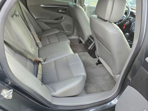 Used 2014 Chevrolet Impala LT image 12