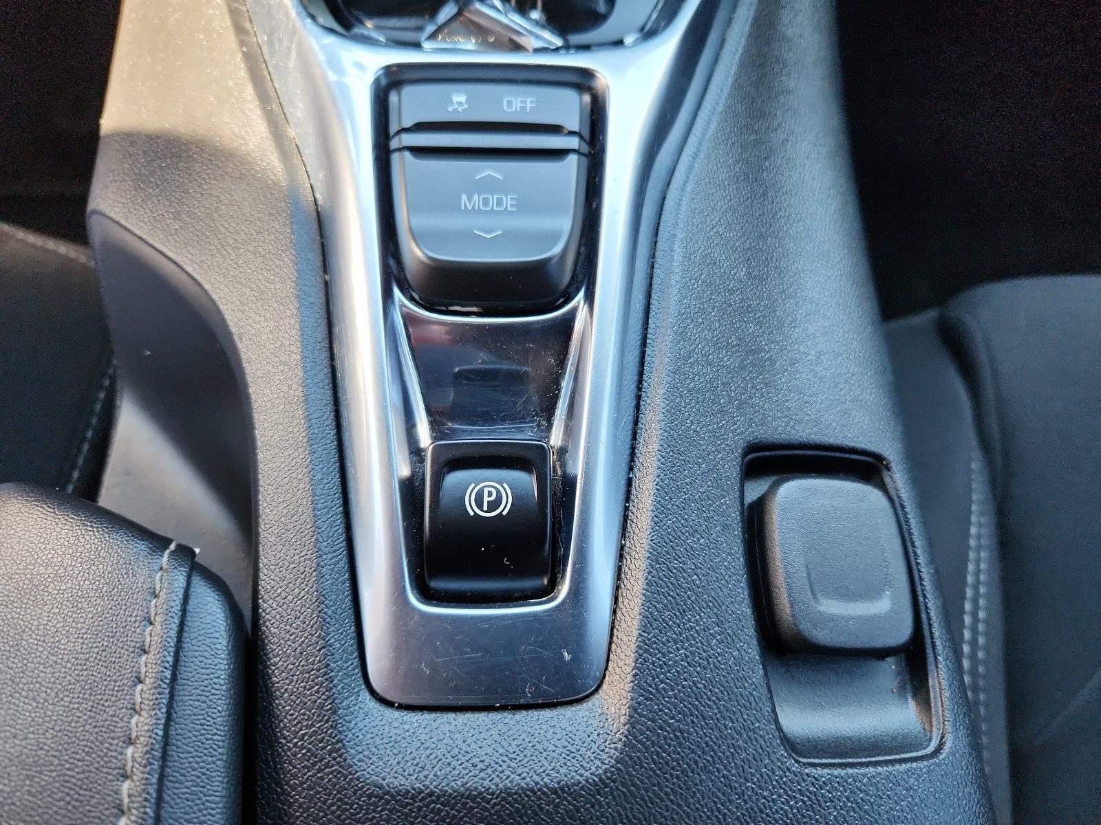 Used 2023 Chevrolet Camaro LT RWD image 14
