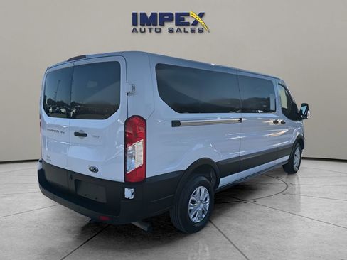 Used 2023 Ford Transit 350 XLT image 5