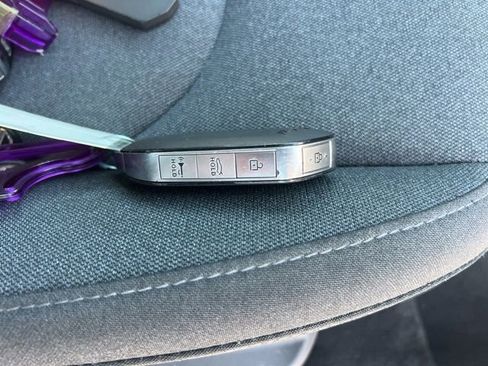 Certified 2025 Kia K4 LXS image 36