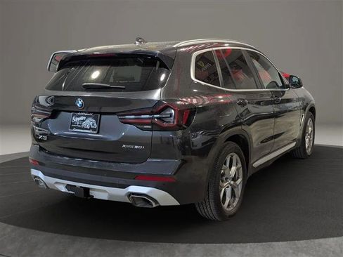 Used 2023 BMW X3 xDrive30i image 2