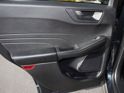 Certified 2022 Ford Escape SE w/ Convenience Package FWD image 20