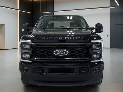 Used 2024 Ford F250 XLT w/ XLT Premium Package AWD/4WD image 9
