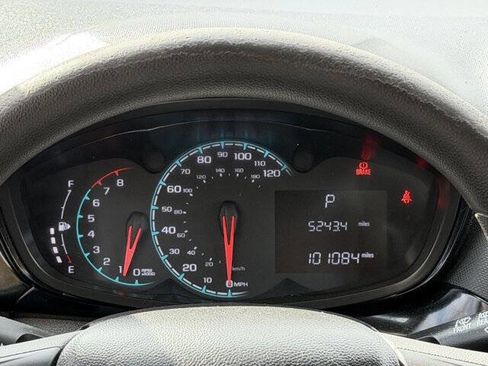 Used 2021 Chevrolet Spark LT image 15