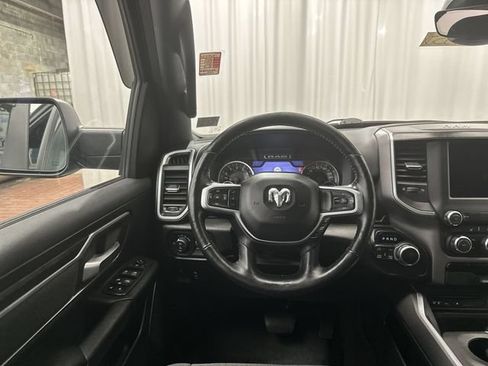 Used 2019 RAM 1500 Big Horn AWD/4WD image 14