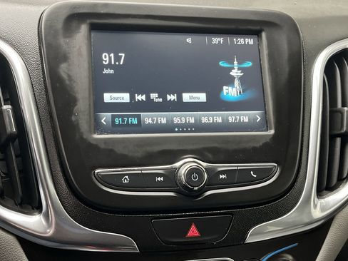 Used 2018 Chevrolet Equinox LS image 16