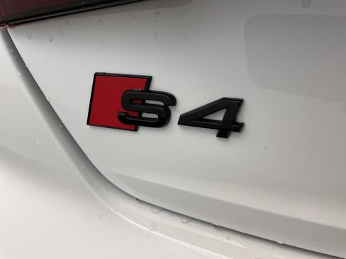 Used 2024 Audi S4 Prestige image 8