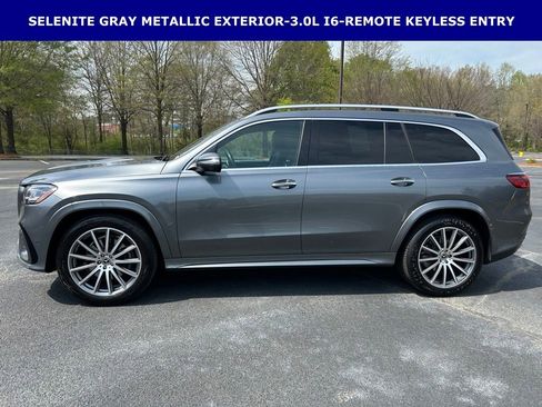 Used 2025 Mercedes-Benz GLS 450 4MATIC image 12
