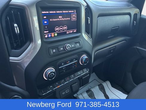Used 2024 Chevrolet Silverado 1500 W/T w/ Z71 Off-Road Package AWD/4WD image 24