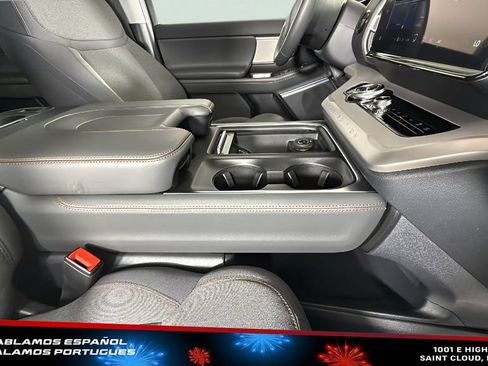 Used 2025 Ford Expedition Max Active AWD/4WD image 38