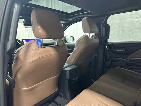 Used 2025 Toyota 4Runner Limited image 47