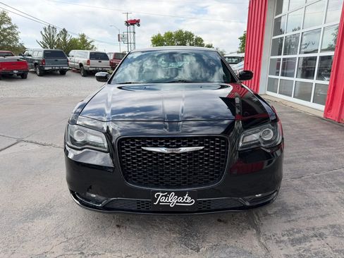 Used 2017 Chrysler 300 S AWD/4WD image 3
