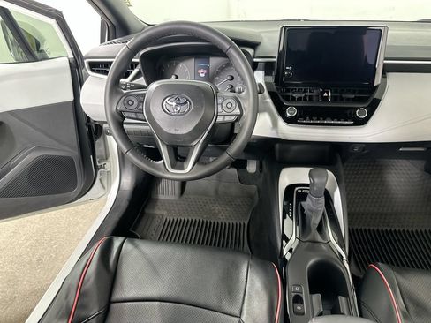 Used 2024 Toyota Corolla SE FWD image 17