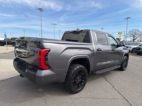 Used 2023 Toyota Tundra Limited image 3