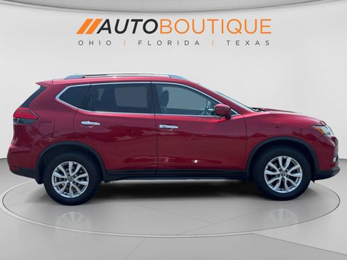 Used 2017 Nissan Rogue SV w/ SV Premium Package AWD/4WD image 6
