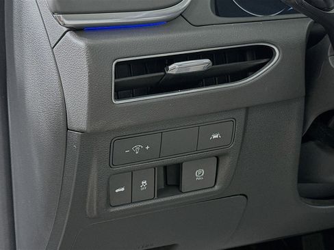 Used 2022 Hyundai Sonata Limited image 10