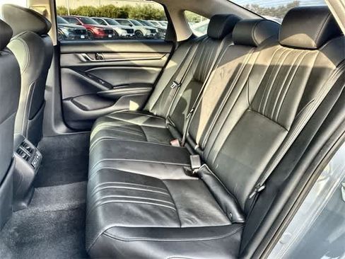 Used 2021 Honda Accord Touring image 21