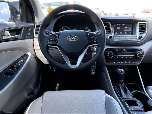 Used 2018 Hyundai Tucson SEL image 8