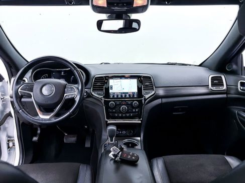 Used 2019 Jeep Grand Cherokee Altitude RWD image 24