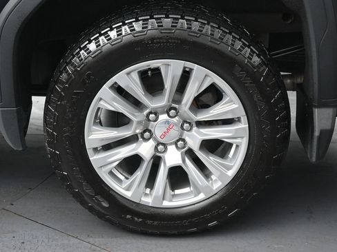 Used 2024 GMC Sierra 1500 Denali w/ Technology Package AWD/4WD image 33
