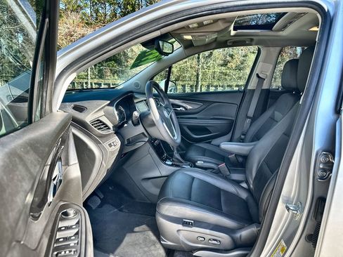 Certified 2019 Buick Encore Essence w/ Experience Buick Package image 20