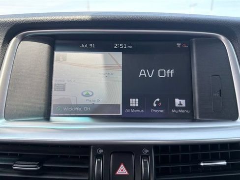 Used 2020 Kia Optima Premium FWD image 22