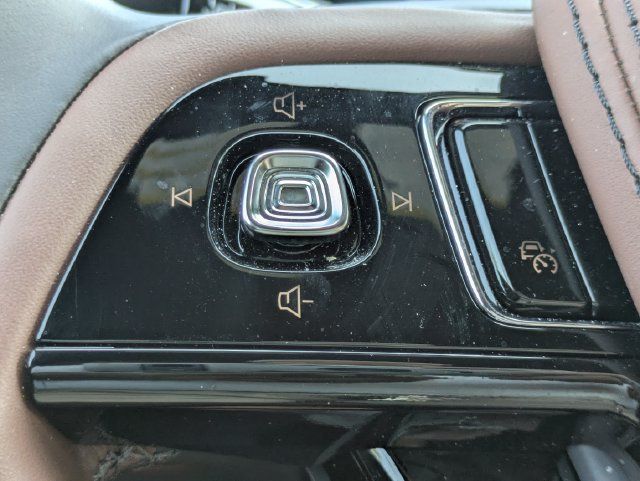 New 2026 Lincoln Aviator Reserve AWD/4WD image 24