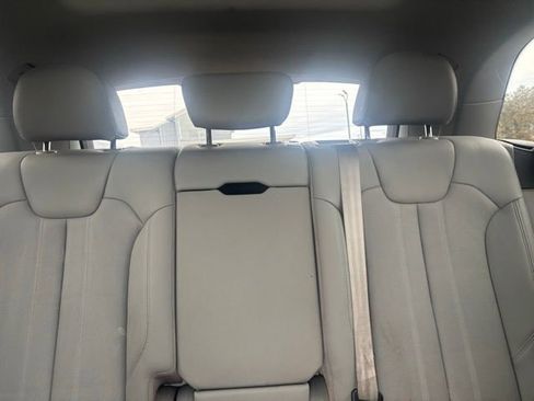 Used 2018 Audi Q5 Prestige w/ Prestige Package image 14