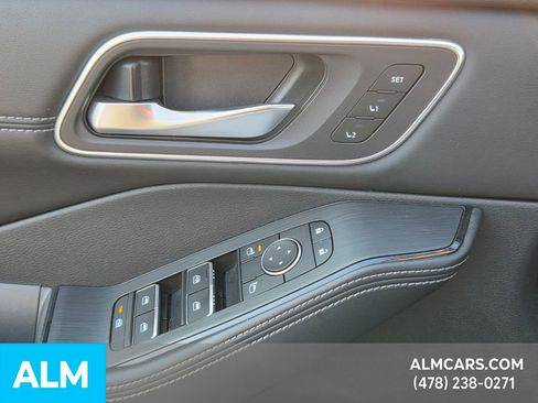 Used 2021 Nissan Rogue Platinum image 29