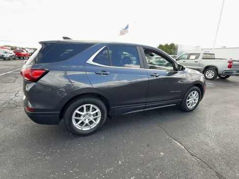 Used 2022 Chevrolet Equinox LT FWD image 8