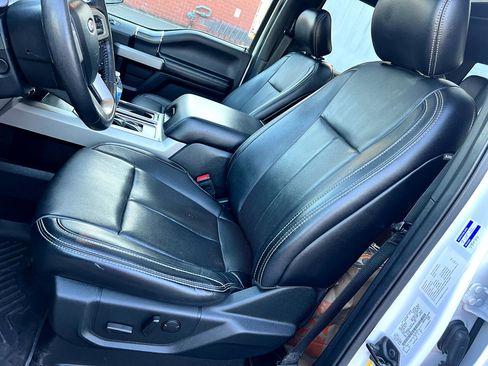 Used 2019 Ford F150 Lariat w/ Equipment Group 502A Luxury image 23