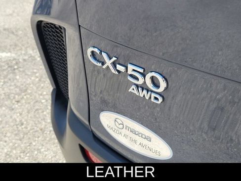 Used 2025 MAZDA CX-50 AWD 2.5 S w/ Premium Package image 7