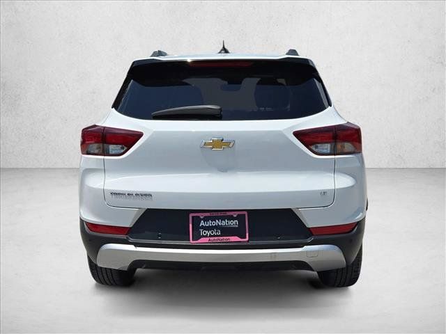Used 2021 Chevrolet TrailBlazer LT w/ Convenience Package FWD image 7
