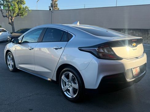 Used 2017 Chevrolet Volt LT FWD image 7