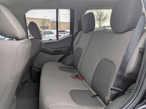 Used 2015 Nissan Xterra S w/ Value Package image 13