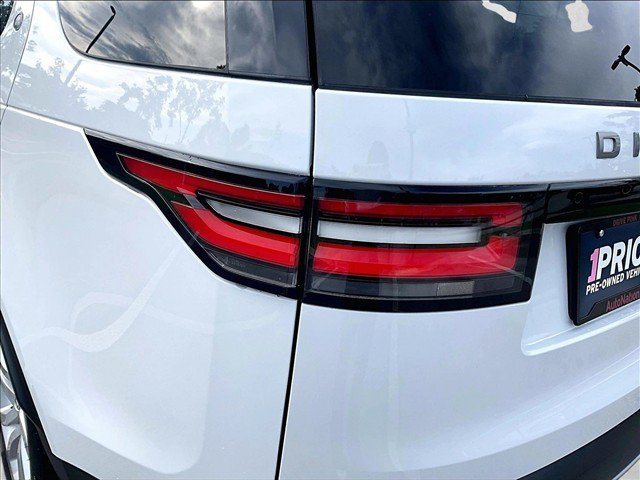 Used 2018 Land Rover Discovery HSE AWD/4WD image 29