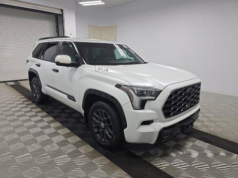 Used 2024 Toyota Sequoia Platinum AWD/4WD image 3