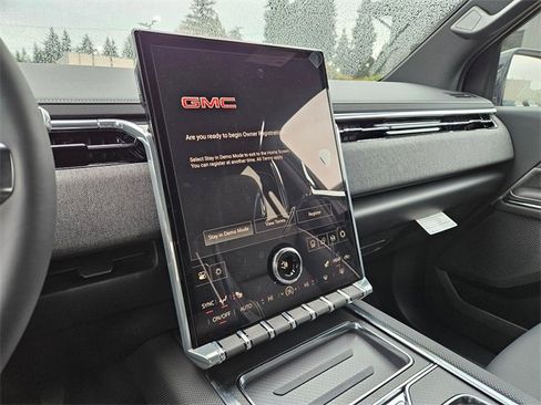 New 2026 GMC Sierra EV Elevation image 19