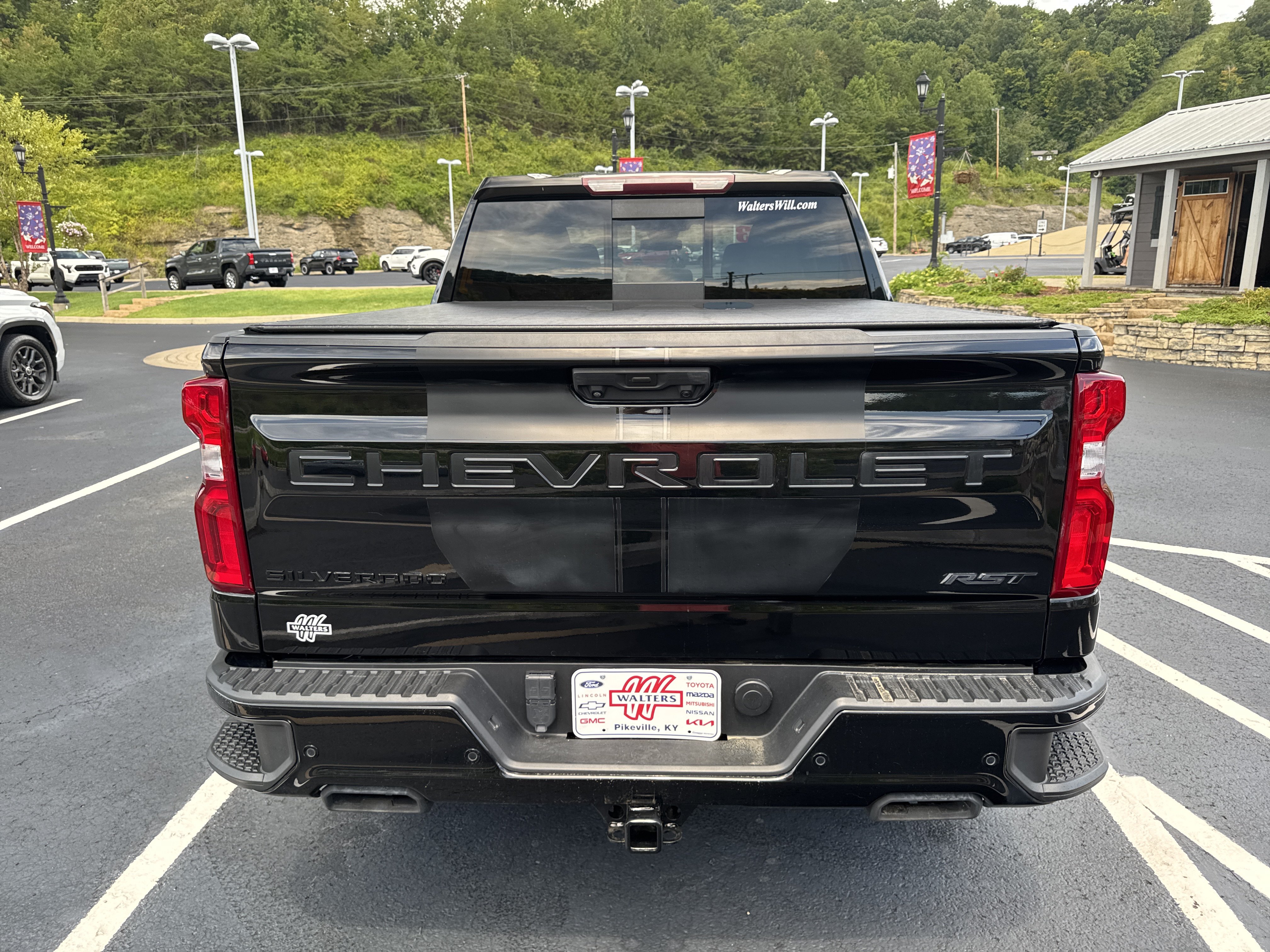 Used 2023 Chevrolet Silverado 1500 RST w/ RST All Star Premium Package AWD/4WD image 6